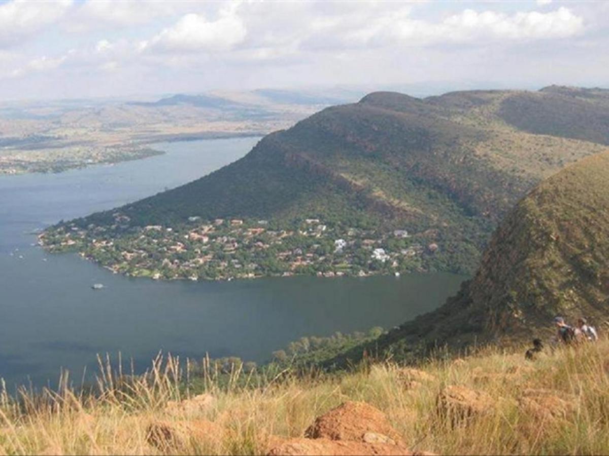Kosmos View Luxury Apartments Hartbeespoort Eksteriør bilde